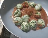 Foto del paso 5 de la receta: Malfatti de Espinaca y Ricota