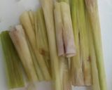 Hình bước làm 1 của món Gà kho sả ớt