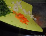 A picture of step 5 of Persian vermicelli soup.