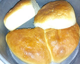 A picture of step 3 of Buns with ovacado,beetrootpaste n cucumber and fruit juice.