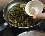 महाराष्ट्र स्पेशल भिंडी भाजी (Maharashtra style bhindi bhaji recipe in Hindi) रेसिपी चरण 5 फोटो