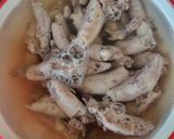 Foto langkah ke 1 dari resep Sambal baby cumi kemangi.