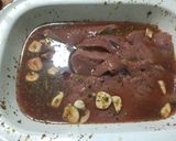 Foto del paso 1 de la receta: Hígado encebollado al disco con puré mixto