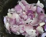 A picture of step 2 of Horsegram stir fry(in Malayalam- muthira mezhukkupuratty).