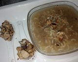 A picture of step 10 of Maggi soup with roasted nuts and chicken 😋😋😋😋.