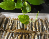 Foto del paso 4 de la receta: Sardinas al horno con orégano 🌿 y miel 🍯