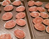 Une image de l'étape 2 de Gâteaux fourrés en forme de Noix.
