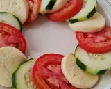 Foto del paso 3 de la receta: Ensalada plato completo de pepino, tomate, mozzarella, tofu al pimentón, enriquecida con gomashio 🥗