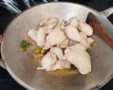 Foto langkah ke 2 dari resep Opor Ayam kuah susu.