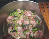 Foto del paso 2 de la receta: Spaghetti con espárrago triguero y bacon