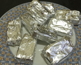 Foto del paso 3 de la receta: Chocolatines con cereal, coco y frutos secos sin azúcar