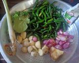 Foto langkah ke 1 dari resep Ayam lado mudo.
