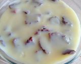 Málna likőrös pohárdesszert recept fázis 2 fotója