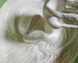Foto langkah ke 2 dari resep Bolu pandan kukus.