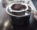 Une image de l'étape 5 de Saucisson au chocolat et chamallows.