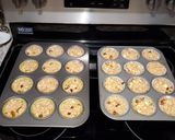 A picture of step 5 of Oatmeal Breakfast Cups.