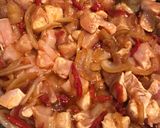 Foto del paso 4 de la receta: Cubos de pollo al wok 🍗
