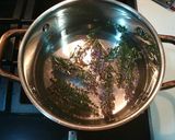 Foto del paso 1 de la receta Pollo al ajillo con "toque"