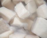 A picture of step 1 of Pounded yam with stew.