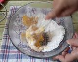 Foto langkah ke 1 dari resep Resep Kue Kering Thumbprint Cookies dengan Selai Strawberry dan Selai Blueberry.