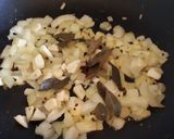 A picture of step 2 of Okra Curry.