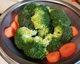 Pas rețetă Salată de broccoli cu usturoi 2 fotografie