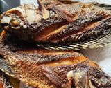 A picture of step 5 of Fried Fish a la Cruz (with Salad).