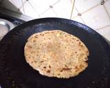 Paneer- Vegetable Stuffed Paratha recipe step 5 photo
