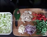 Foto langkah ke 2 dari resep Lodeh bumbu iris.