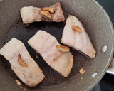 Foto del paso 2 de la receta: Lomo de lubina a la plancha