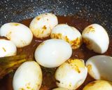 Foto langkah ke 2 dari resep Rendang Telur.
