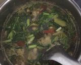 Hình bước làm 2 của món Canh hà nấu dưa chua