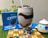 A picture of step 3 of Oreo Shake 🧋.