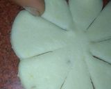 लीफ फ्लावर मठरी (leaf flower mathri recipe in Hindi) रेसिपी चरण 4 फोटो