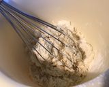 Une image de l'étape 4 de Gâteau aux pêches de vigne,yaourt et vanille.