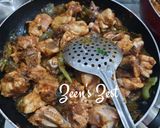 A picture of step 3 of Tawa Capsicum Chicken.