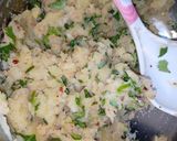 A picture of step 2 of Aloo Ke Parathay!.