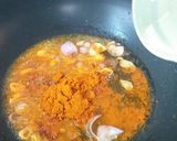 Gambar langkah 3 resipi Kari Ikan Bawal.