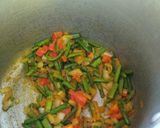 A picture of step 6 of Gawar Phali ki Sabzi.