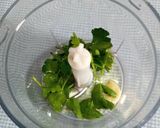 Foto del paso 4 de la receta: Tallarines con aceite de oliva, ajo, perejil y azafrán
