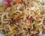 Foto langkah ke 11 dari resep Mie Telur Ayam Tumis Sederhana.