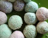 Foto langkah ke 6 dari resep Onde - onde pelangi.