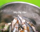 Hình bước làm 4 của món Cá Chốt Om Măng Chua Khế Chuối Chát