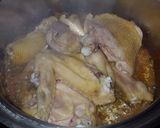 Foto del paso 2 de la receta: Seco de pollo solo con cebolla