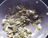 A picture of step 4 of Munagaaku Fry(Drumstick Leaves Fry).