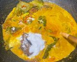 Foto langkah ke 4 dari resep 32. Mangut Iwak Pe (Ikan Pari Asap).
