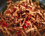 Foto langkah ke 5 dari resep Orek Tempe Garing.