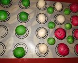 Foto langkah ke 4 dari resep Bakpao karakter semangka.