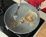 Foto langkah ke 5 dari resep Garlic Pepper Wings Devina Hermawan.