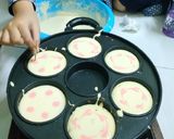 Foto langkah ke 6 dari resep Bolu mini tanpa oven.